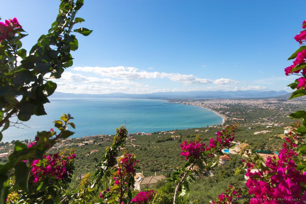 Villa Mos Каламата Екстериор снимка
