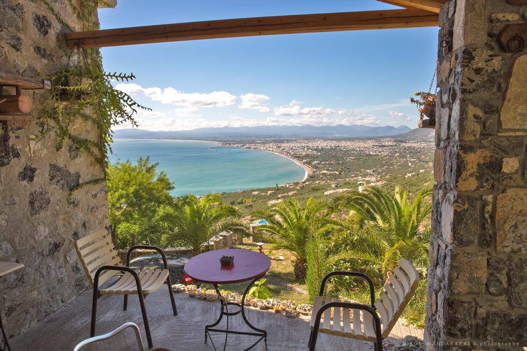 Villa Mos Каламата Екстериор снимка